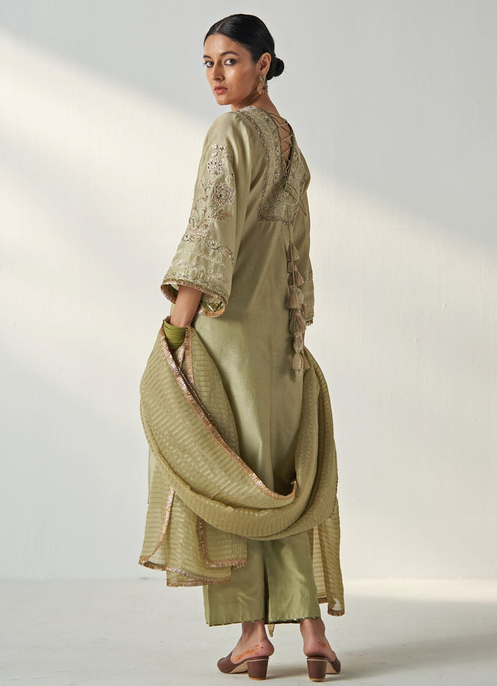 Green Embroidered Kurta Pant Set Studio Bagechaa - Fabilicious Fashion
