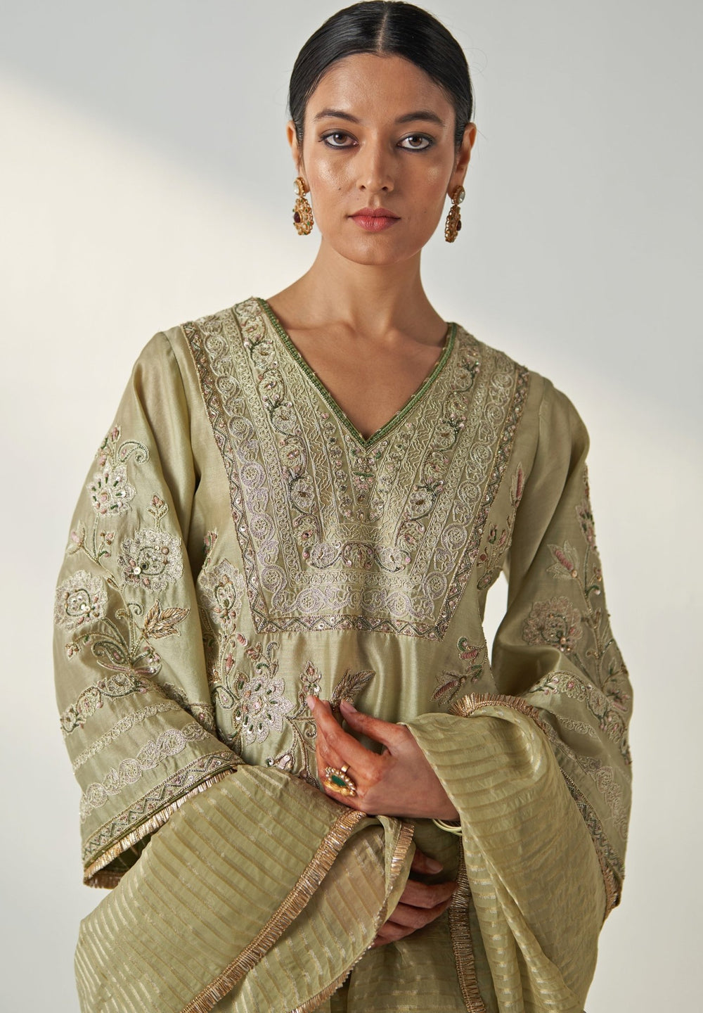 Green Embroidered Kurta Pant Set Studio Bagechaa - Fabilicious Fashion