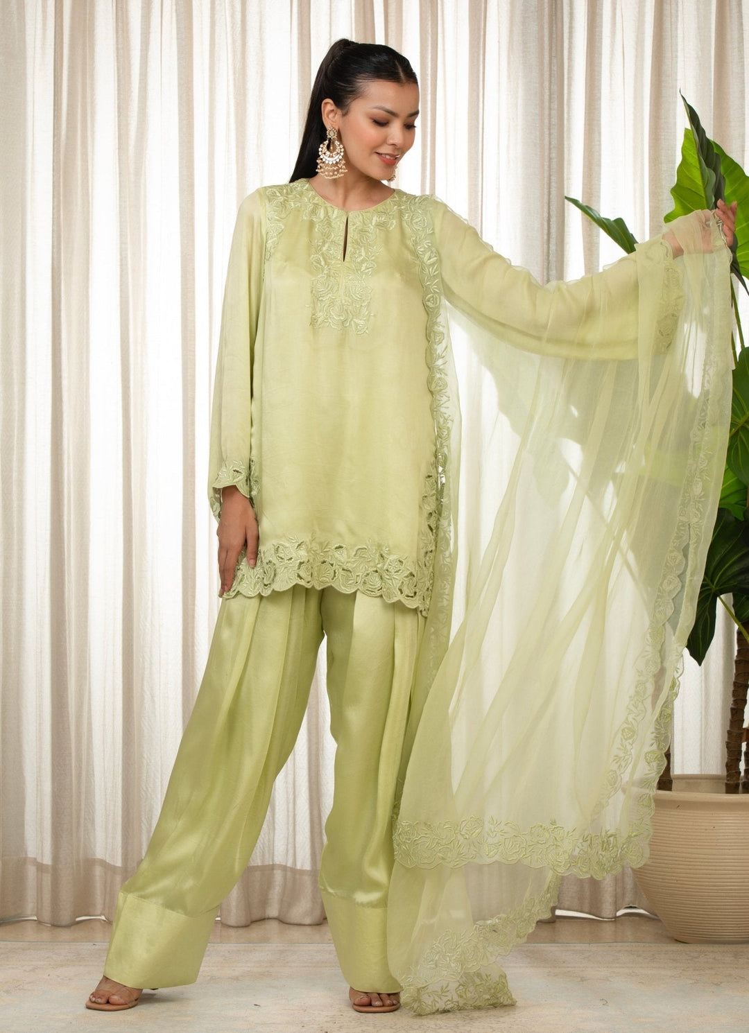 Green Embroidered Satin Kurta Salwar Set Esha Koul - Fabilicious Fashion