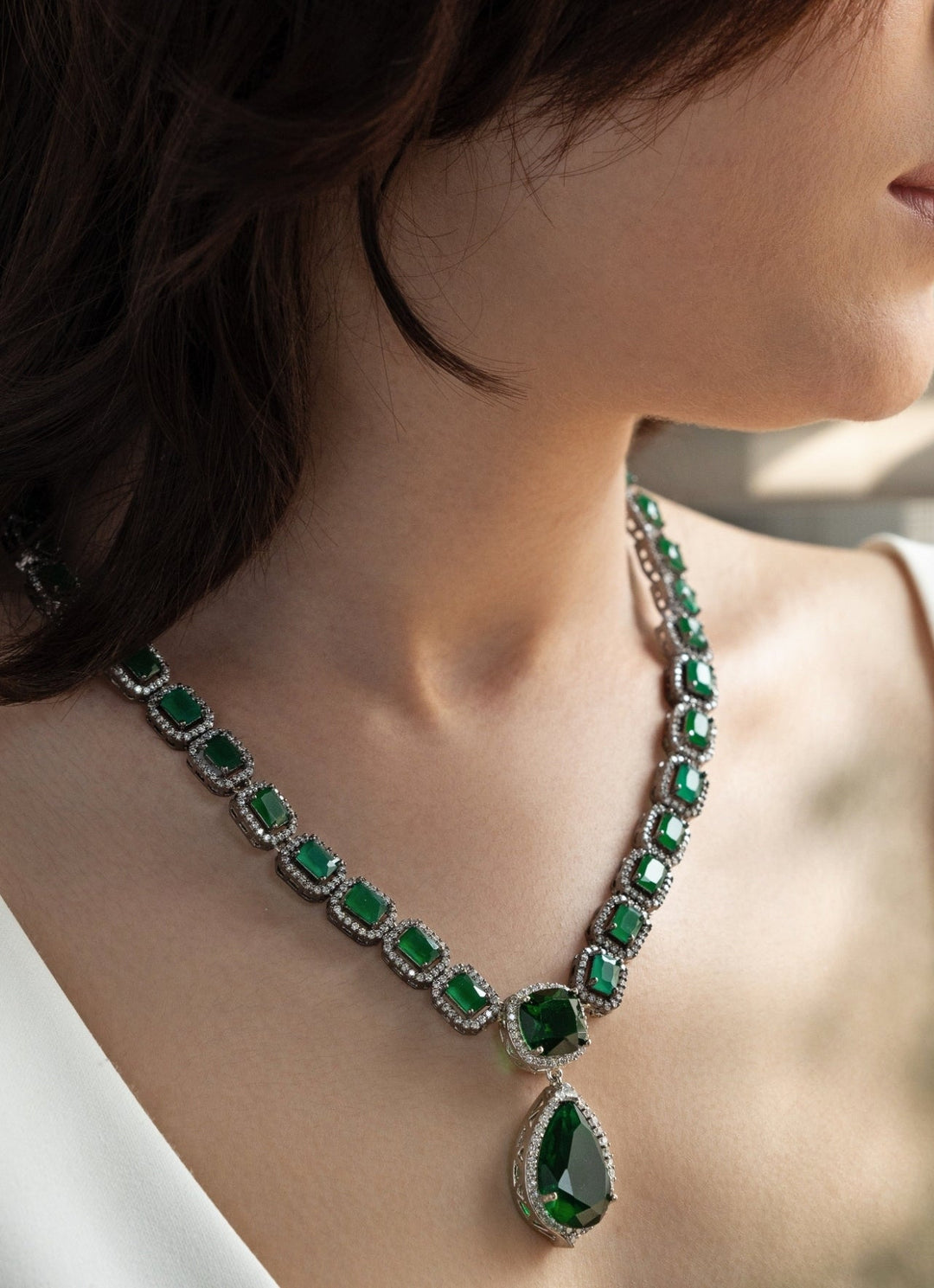 Do Taara Green Faux Diamond NecklaceFabilicious Fashion
