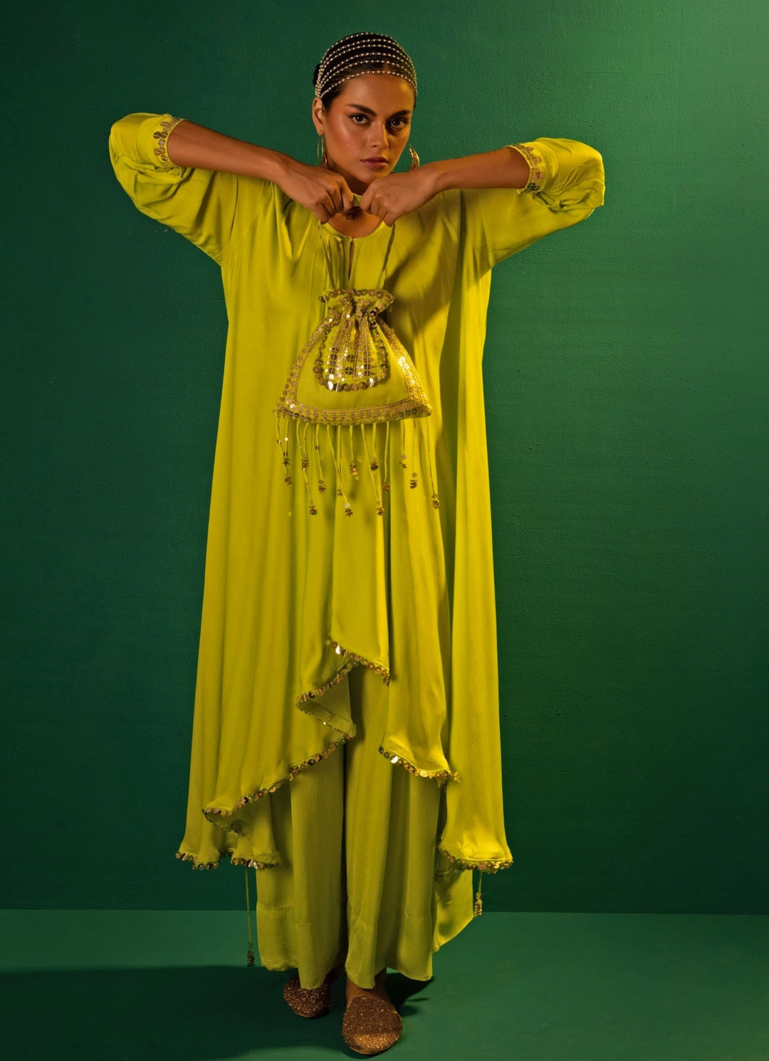 Green High - Low Embroidered Satin Kurta Set Prahnaaya - Fabilicious Fashion