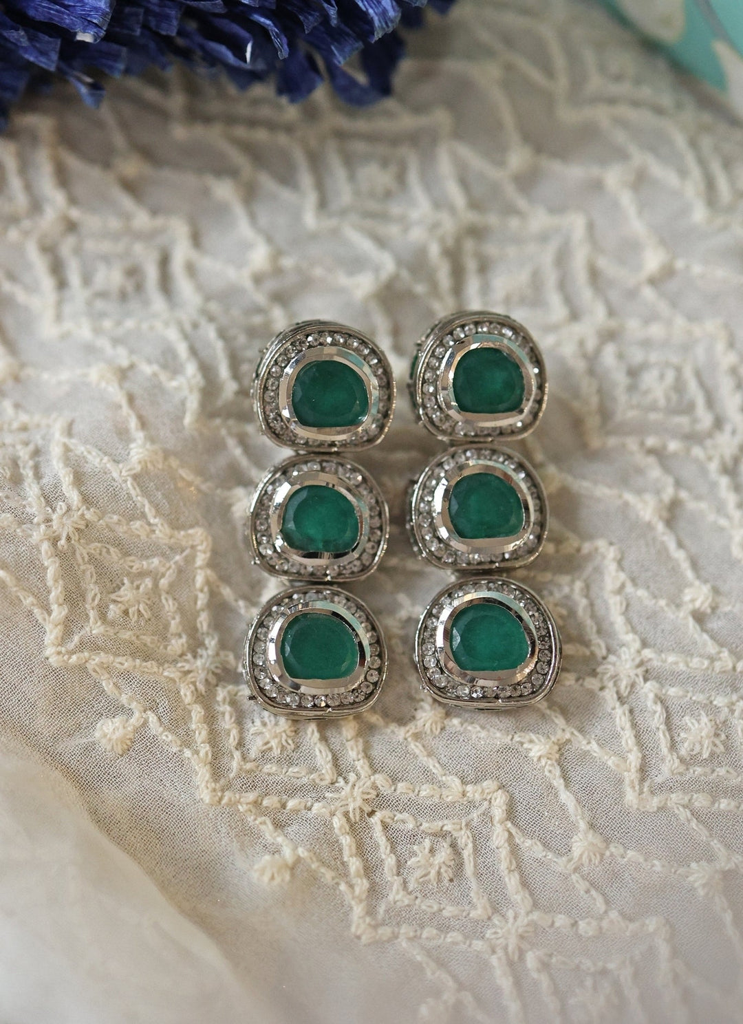 Do Taara Green Kundan EarringsFabilicious Fashion