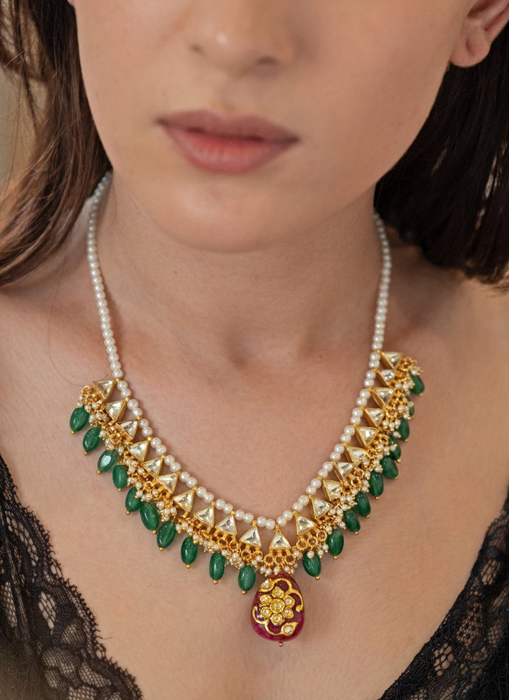 Do Taara Green Kundan NecklaceFabilicious Fashion