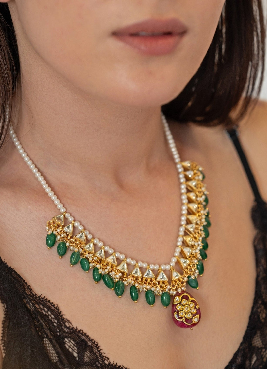 Do Taara Green Kundan NecklaceFabilicious Fashion
