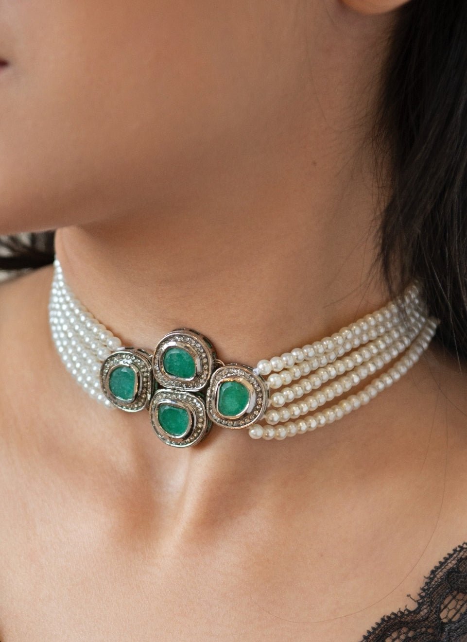 Do Taara Green Kundan Pearl Necklace SetFabilicious Fashion