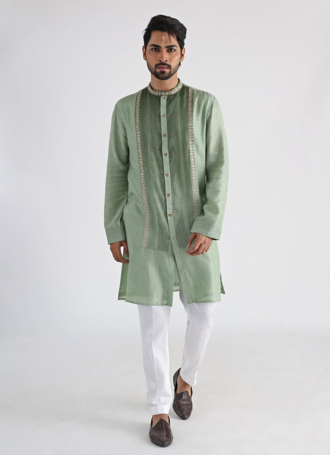 Green Ombre Embroidered Kurta Pant Set Smriti - Fabilicious Fashion
