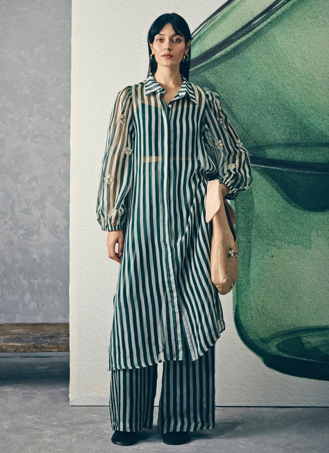 Green Organza Kurta Pants Set Paulmi and Harsh X Ease - Fabilicious Fashion