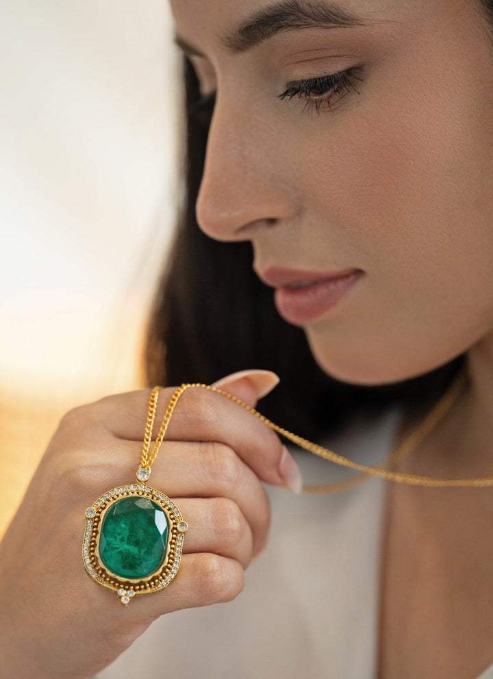 Do Taara Green Pendant NecklaceFabilicious Fashion