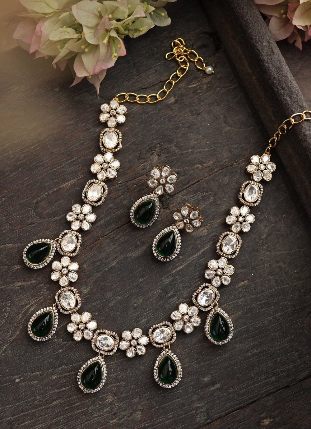 Do Taara Green Polki Necklace SetFabilicious Fashion