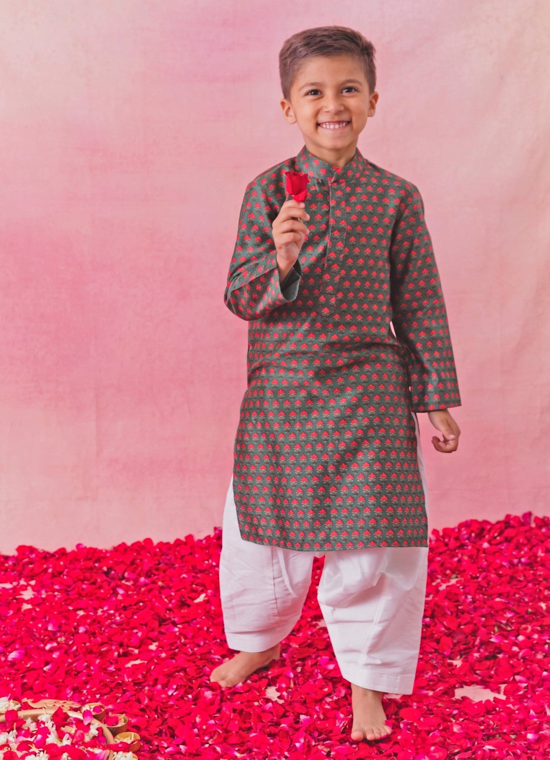 Green Printed Chanderi Kurta Set Chotibuti - Fabilicious Fashion