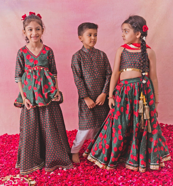 Green Printed Chanderi Kurta Set Chotibuti - Fabilicious Fashion