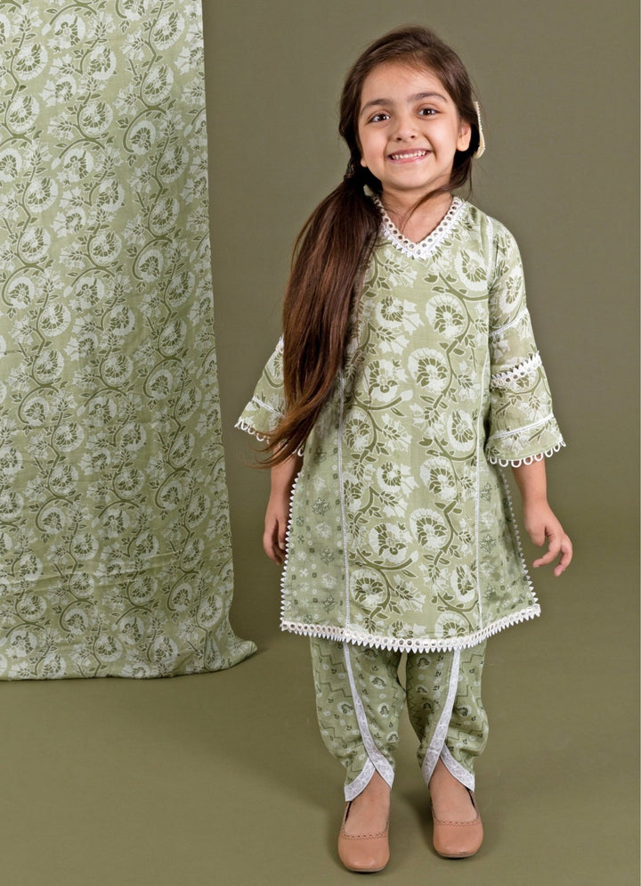 Green Printed Muslin Kurta Dhoti Set Chotibuti - Fabilicious Fashion
