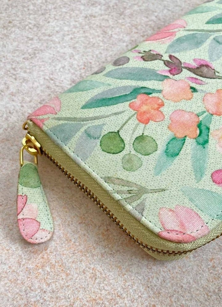 Green Printed Zip Wallet AMYRA - Fabilicious Fashion