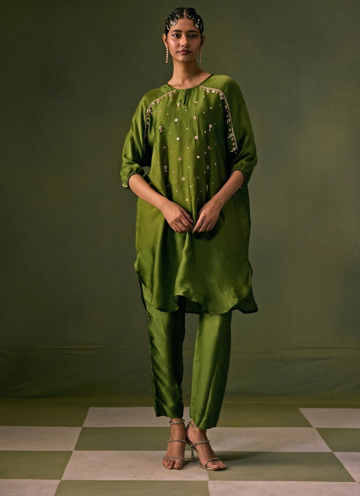 Prahnaaya Green Satin Kurta Pants SetFabilicious Fashion