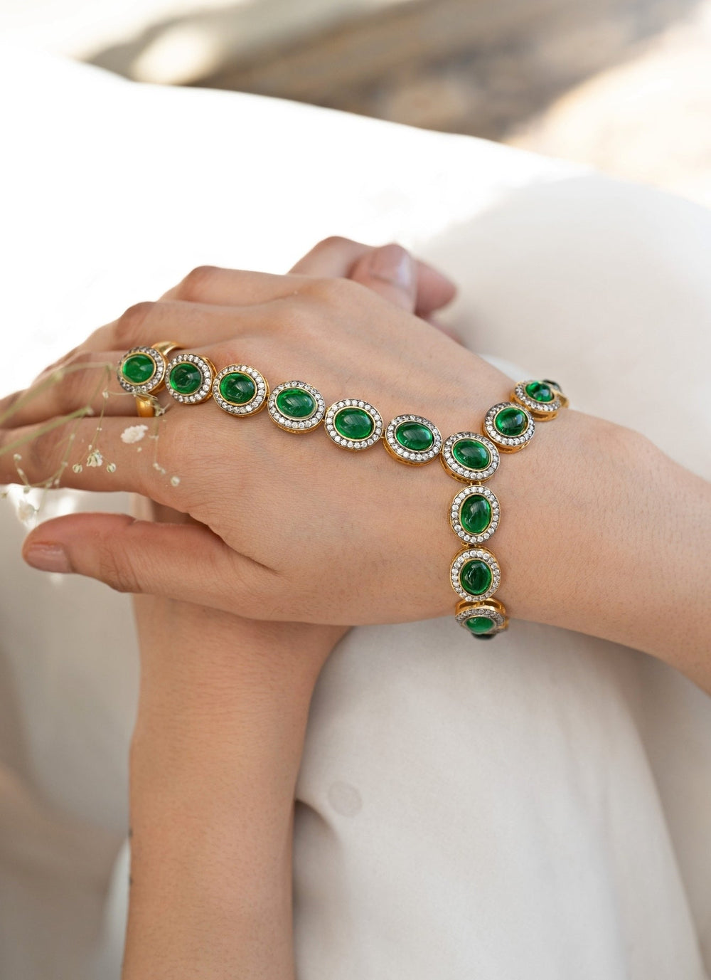 Do Taara Green Stone HathphoolFabilicious Fashion
