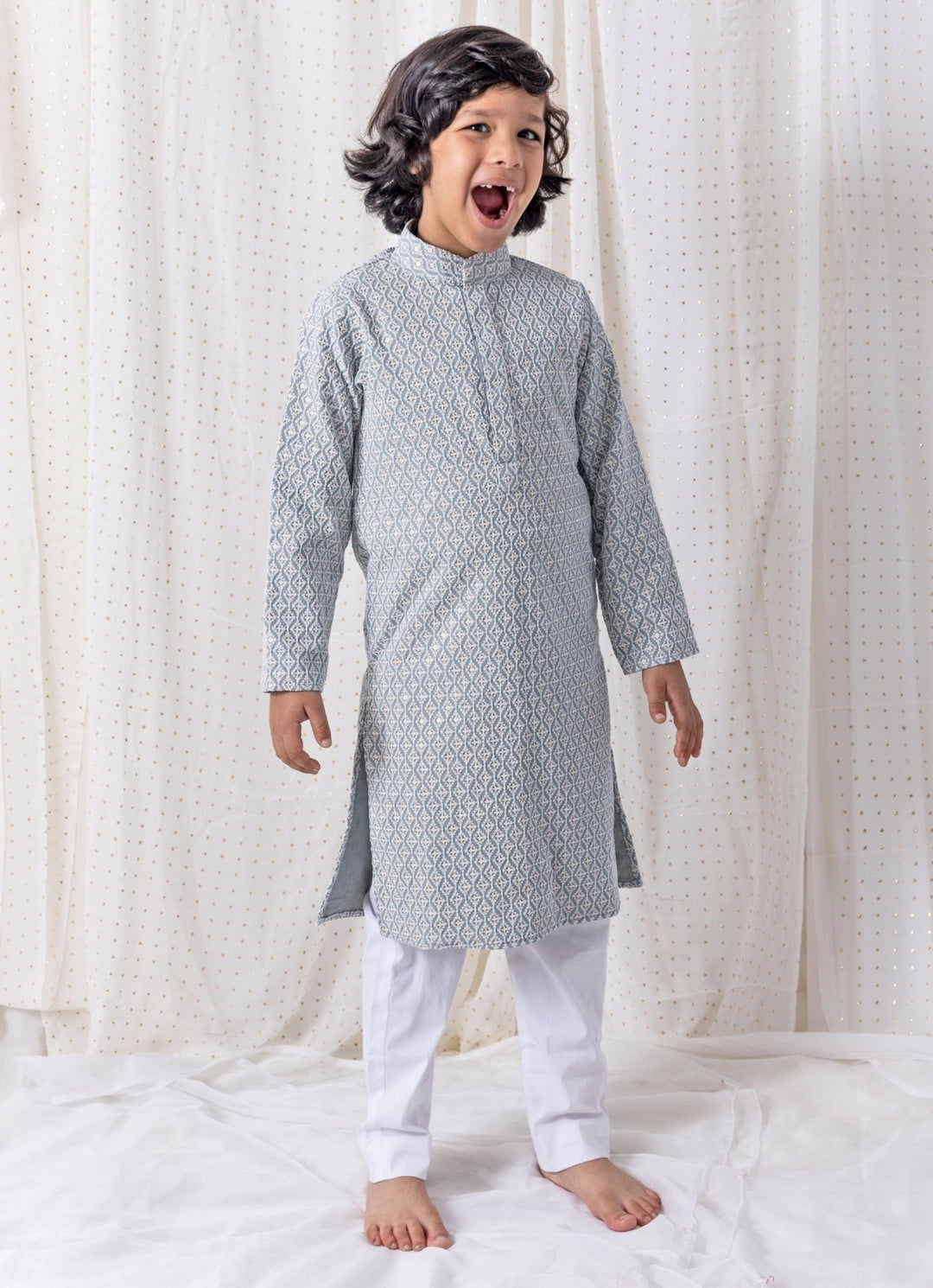 Grey Cotton Kurta Pants Set Chotibuti - Fabilicious Fashion