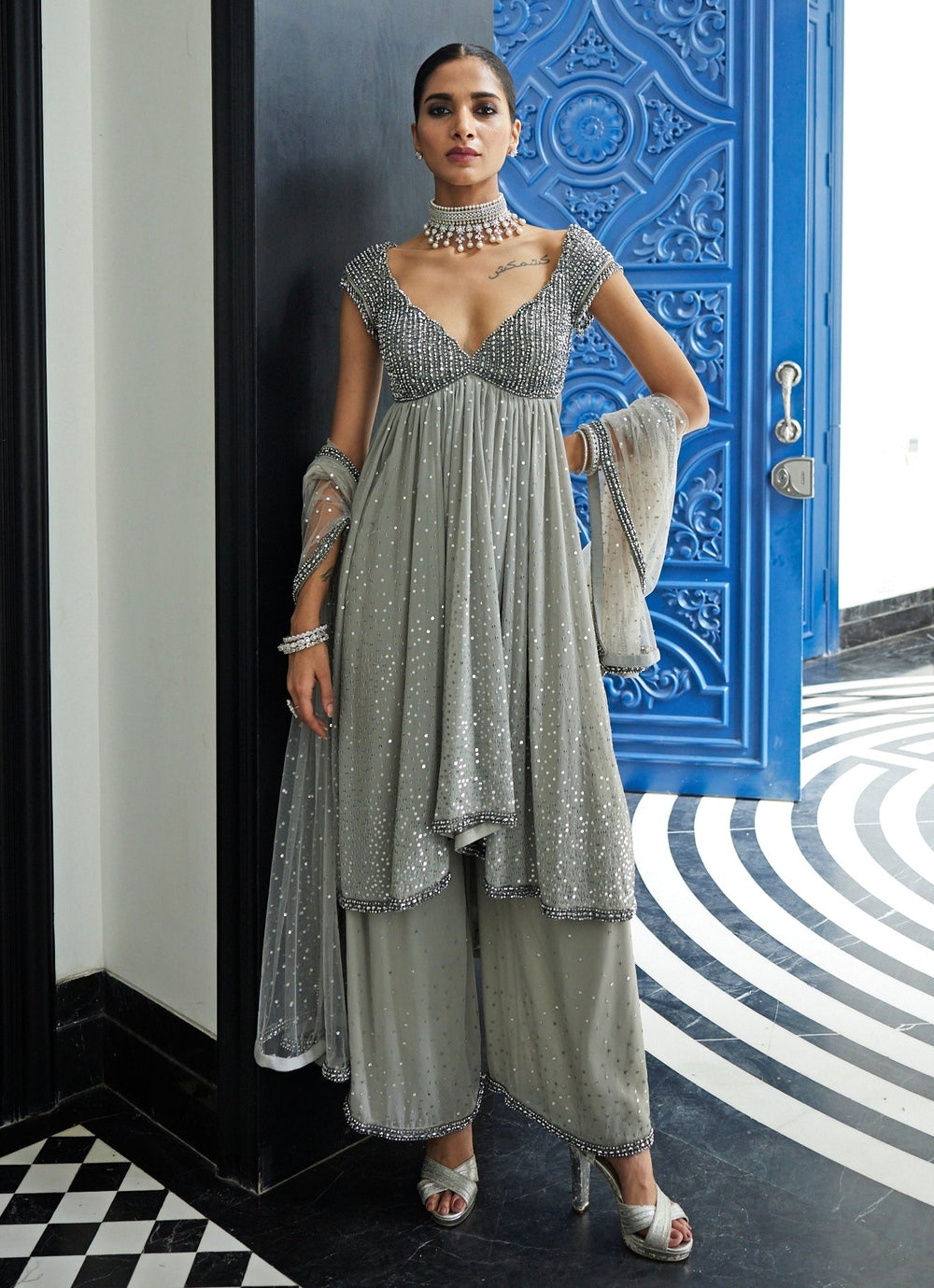 Grey Crystal And Sequin Hand Embroidered Kurta Pant Set Vvani By Vani Vats - Fabilicious Fashion