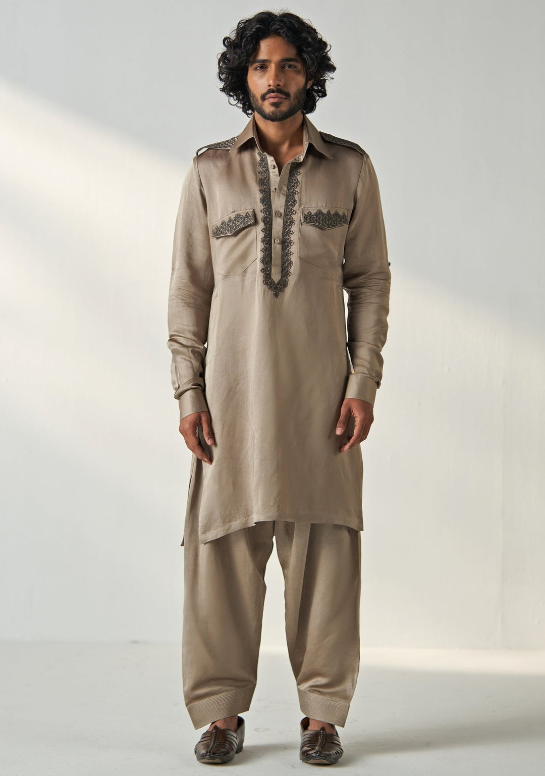Grey Embroidered Pathani Kurta Set Studio Bagechaa - Men - Fabilicious Fashion