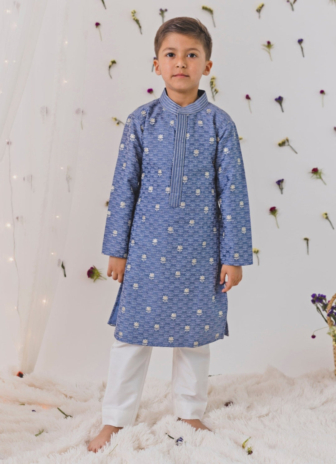 Grey Silk Kurta Set Chotibuti - Fabilicious Fashion
