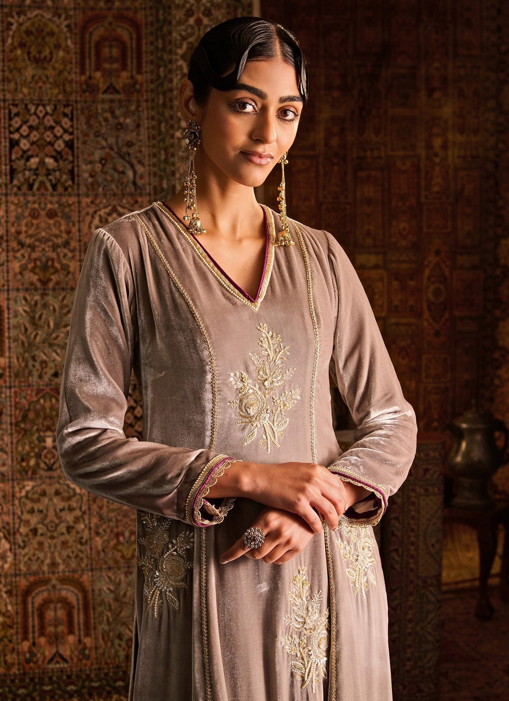 Zoon Tribe Grey Silk Velvet Kurta Pants Set With Contrast DupattaFabilicious Fashion