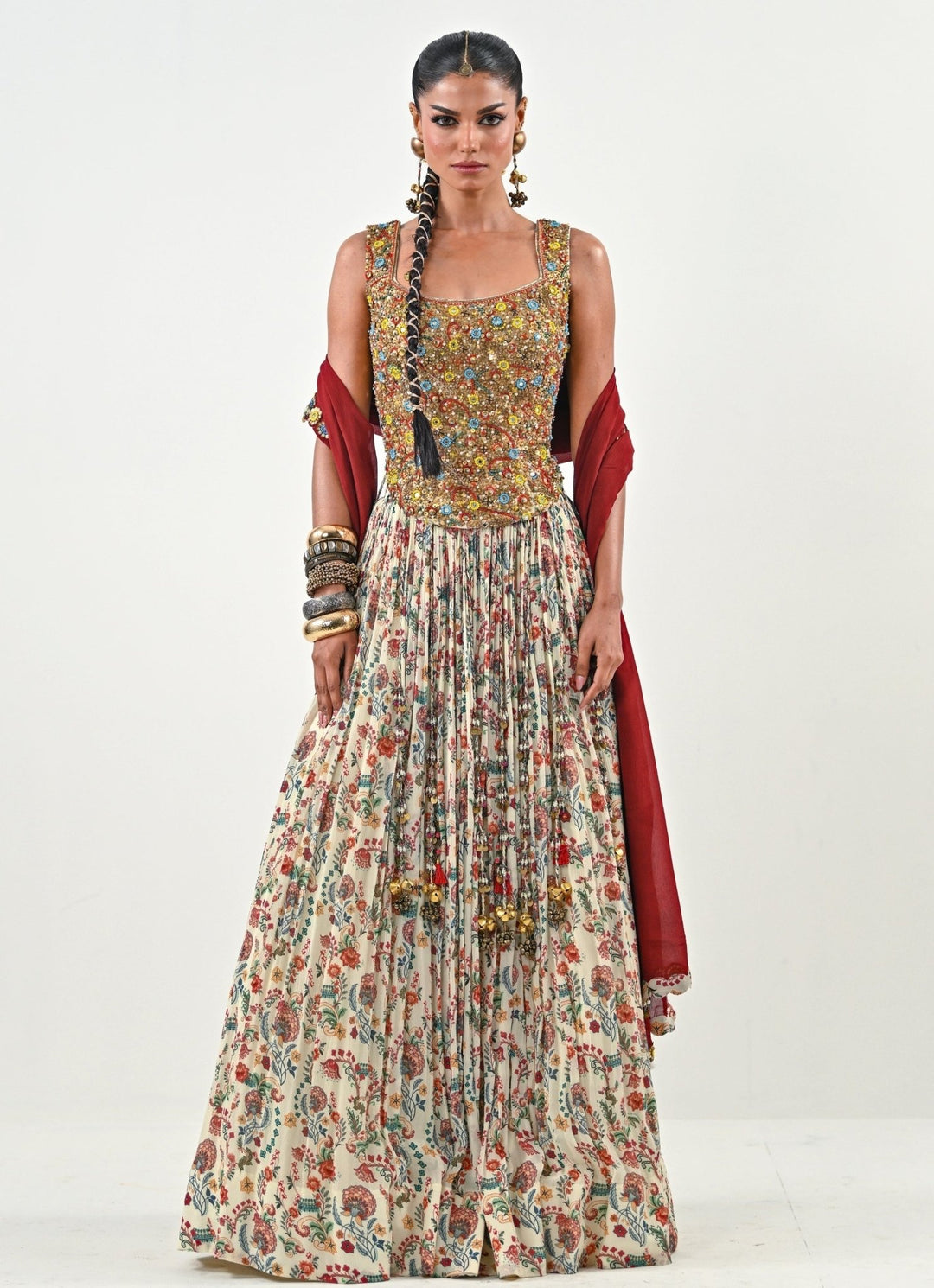 Juhi Bengani Ivory And Gold Printed Lehenga With Red Dupatta Fabilicious Fashion Juhi Bengani Ivory And Gold Printed Lehenga With Red Dupatta Fabilicious Fashion