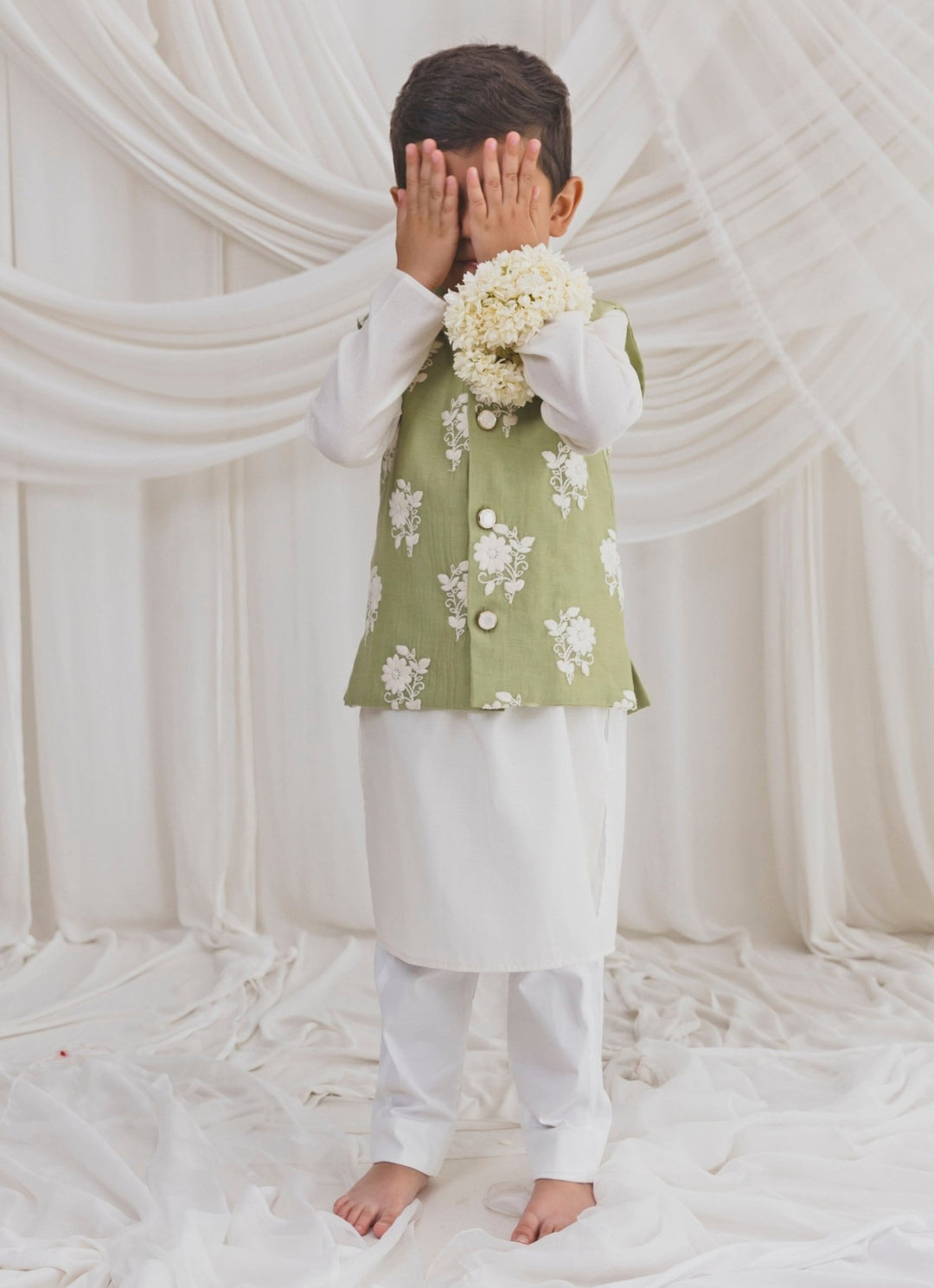 Ivory And Green Chanderi Bundi Set Chotibuti - Fabilicious Fashion