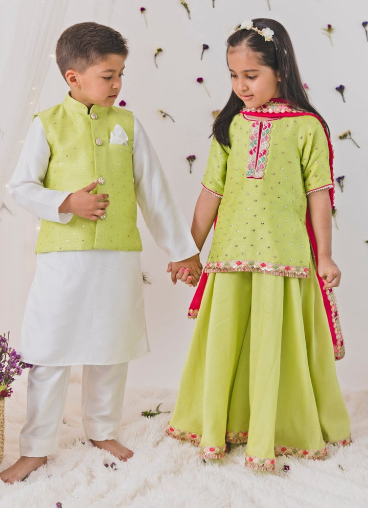 Ivory And Green Silk Bundi Set Chotibuti - Fabilicious Fashion