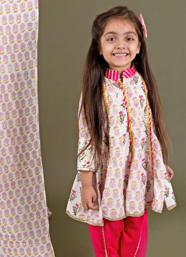 Ivory And Pink Printed Cotton Kurta Dhoti Set Chotibuti - Fabilicious Fashion