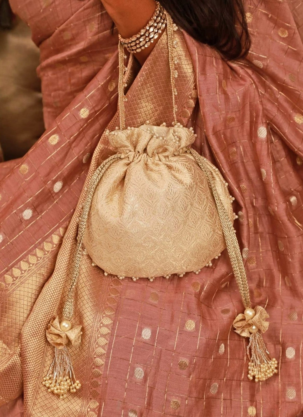 Ivory Banarasi Potli Amyra - Fabilicious Fashion