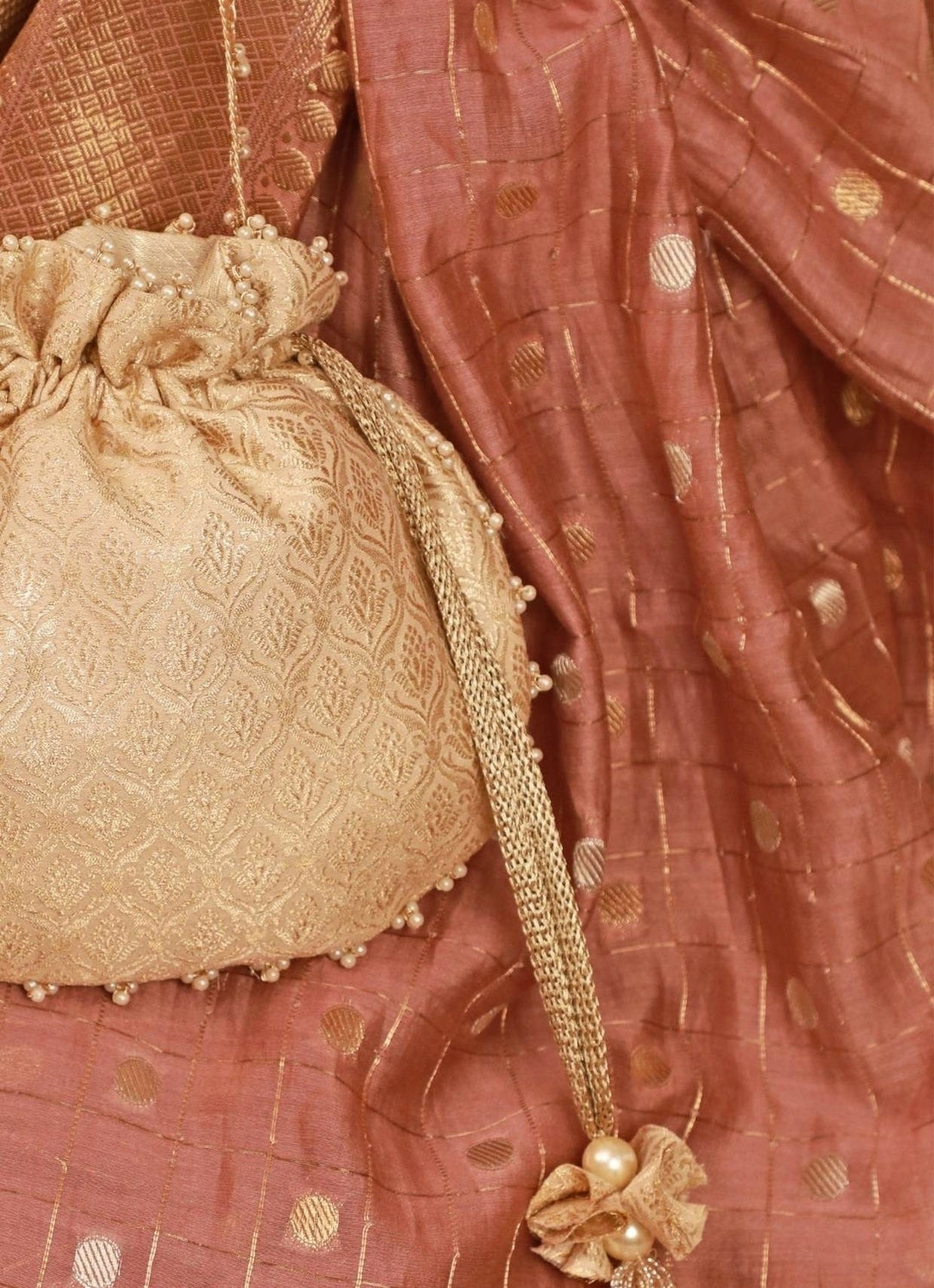 Ivory Banarasi Potli Amyra - Fabilicious Fashion