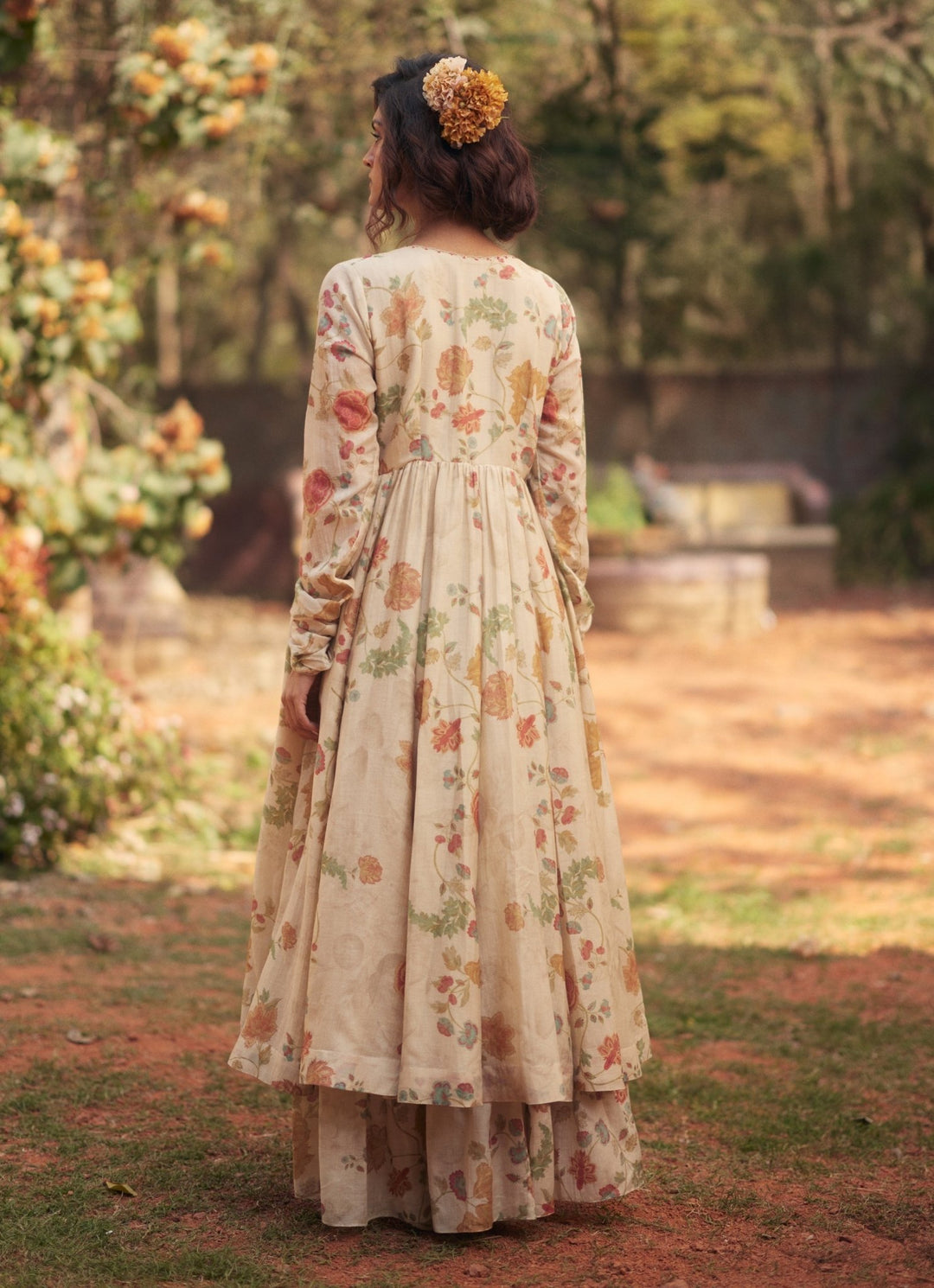 Ivory Chanderi Anarkali With Skirt Set Paulmi and Harsh - Fabilicious Fashion