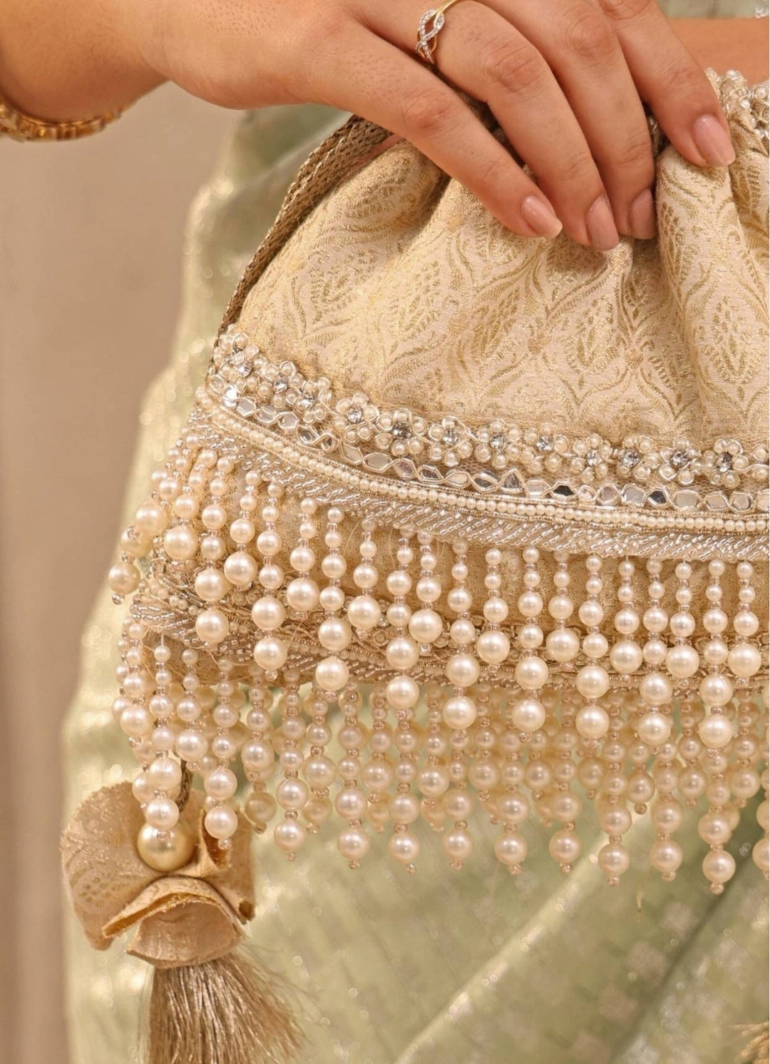 Ivory Embellished Potli AMYRA - Fabilicious Fashion