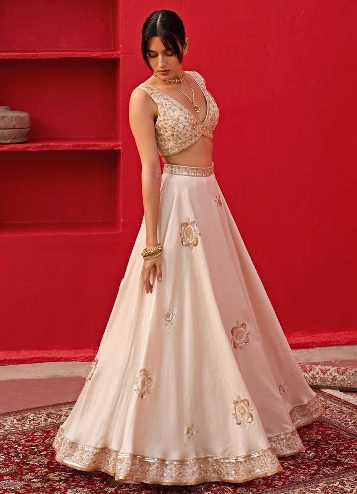 Ivory Embroidered Banarasi Lehenga Set Zoon Tribe - Fabilicious Fashion