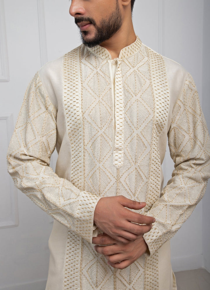 Ivory Embroidered Chanderi Kurta Pants Set Smriti - Fabilicious Fashion