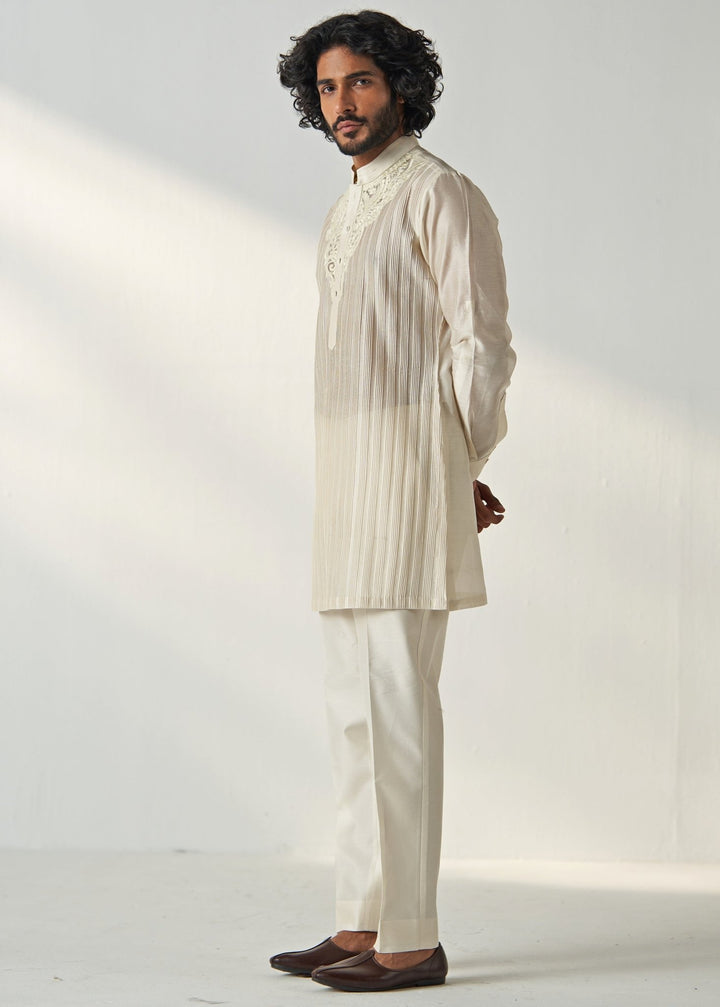 Ivory Embroidered Chanderi Silk Kurta Pajama Set Studio Bagechaa - Men - Fabilicious Fashion