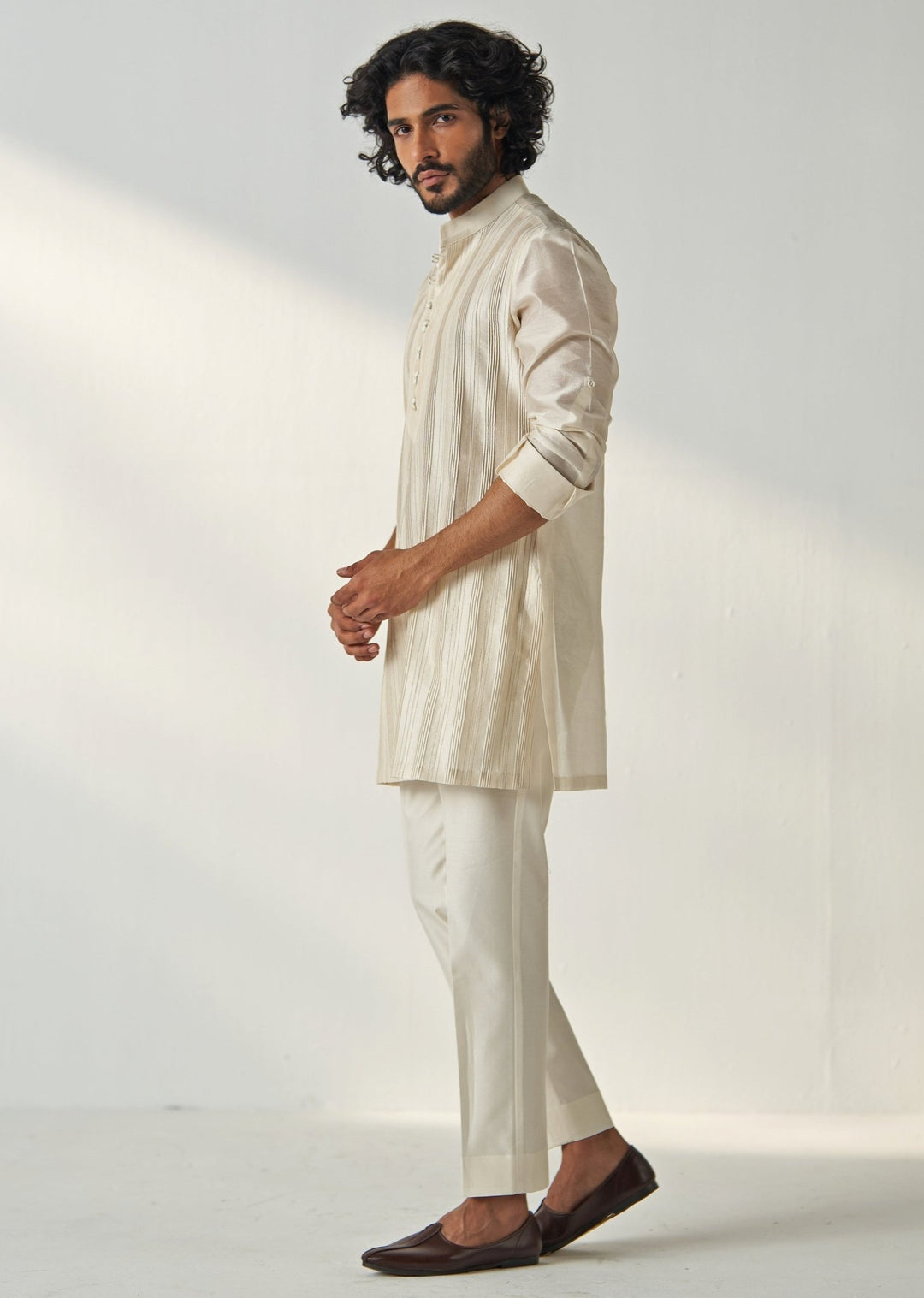 Ivory Embroidered Chanderi Silk Kurta Set Studio Bagechaa - Men - Fabilicious Fashion