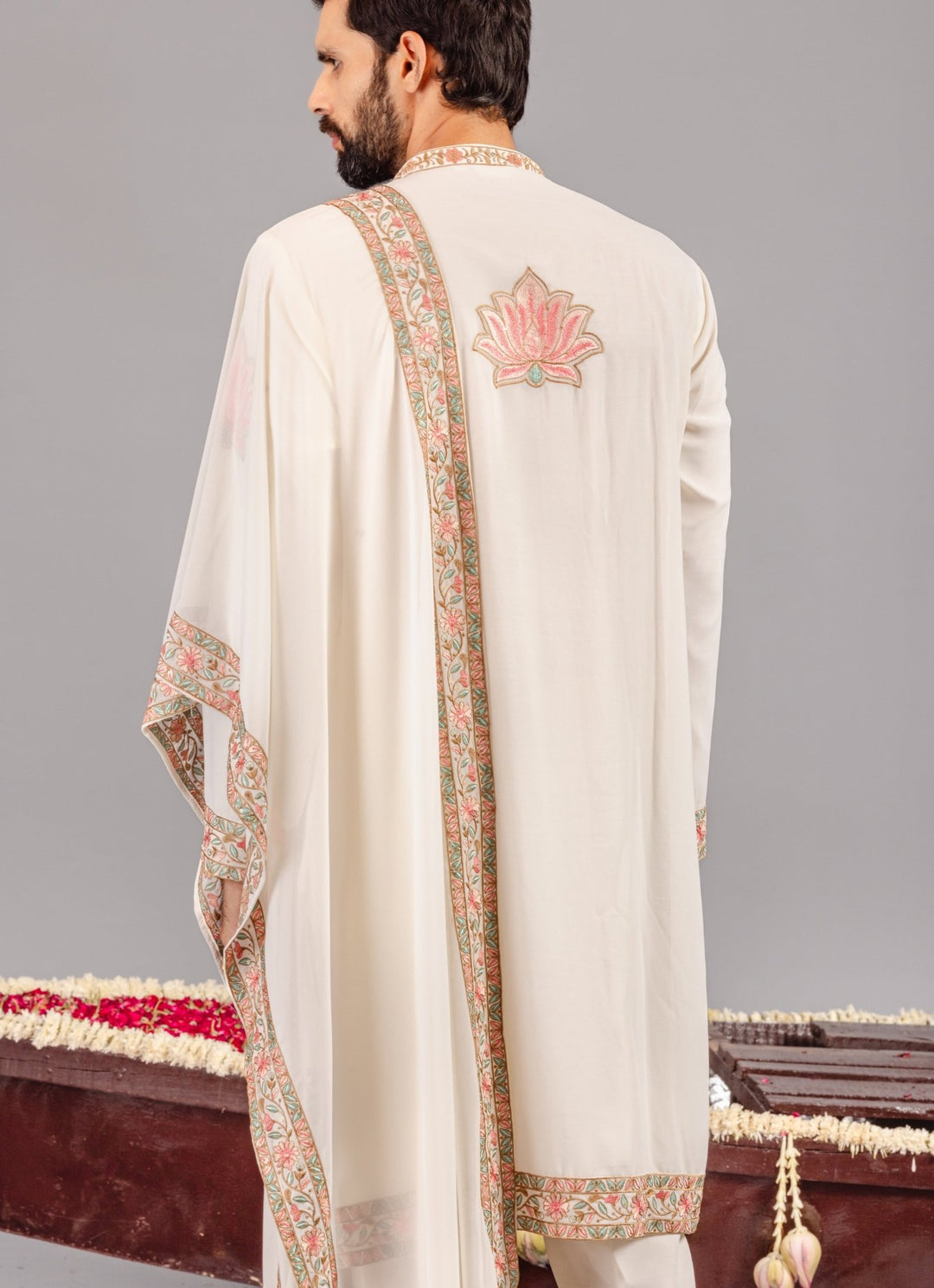Ivory Embroidered Georgette Kurta Pant Set Kalpraag - Fabilicious Fashion