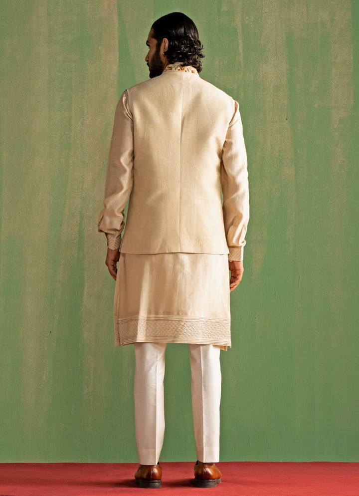 Ivory Embroidered Kurta Bundi Set Studio Bagechaa - Men - Fabilicious Fashion