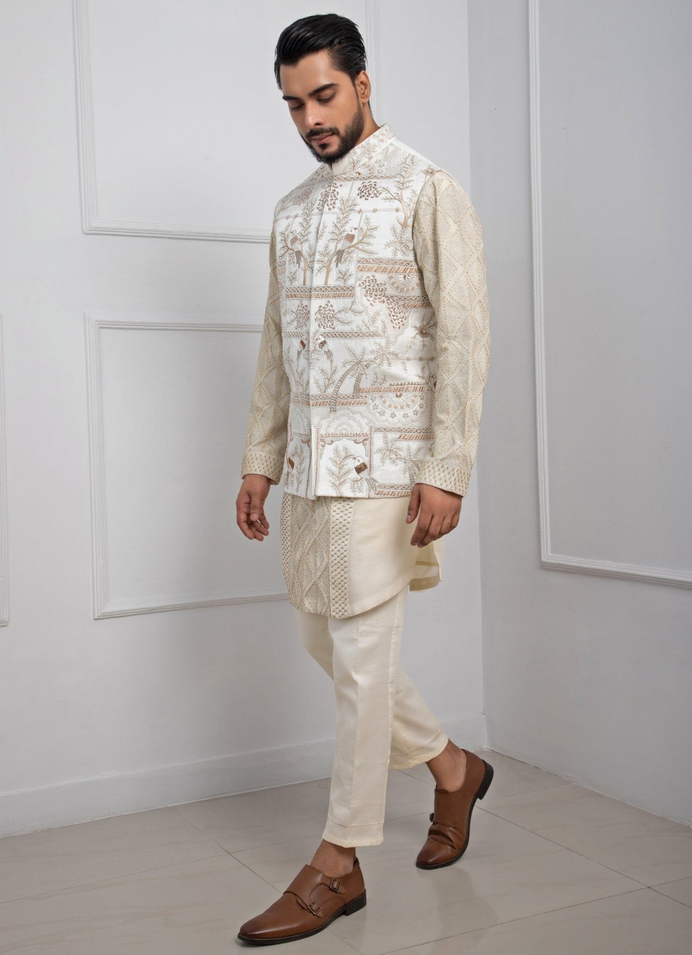 Ivory Embroidered Nehru Jacket And Kurta Set Smriti - Fabilicious Fashion