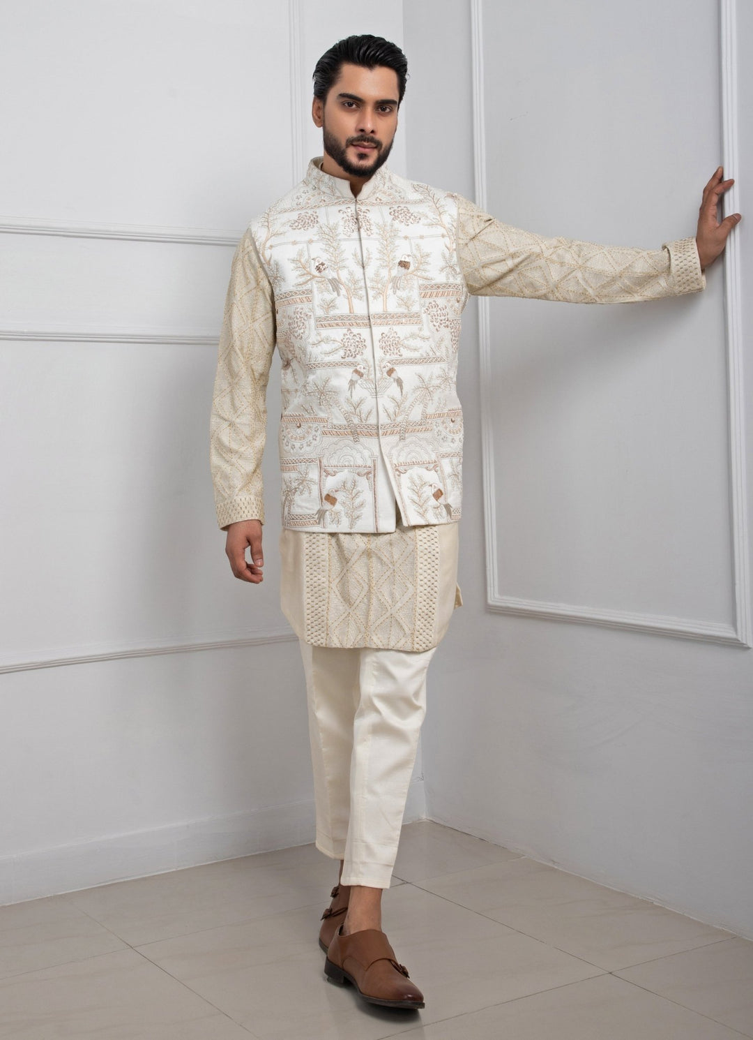 Ivory Embroidered Nehru Jacket And Kurta Set Smriti - Fabilicious Fashion