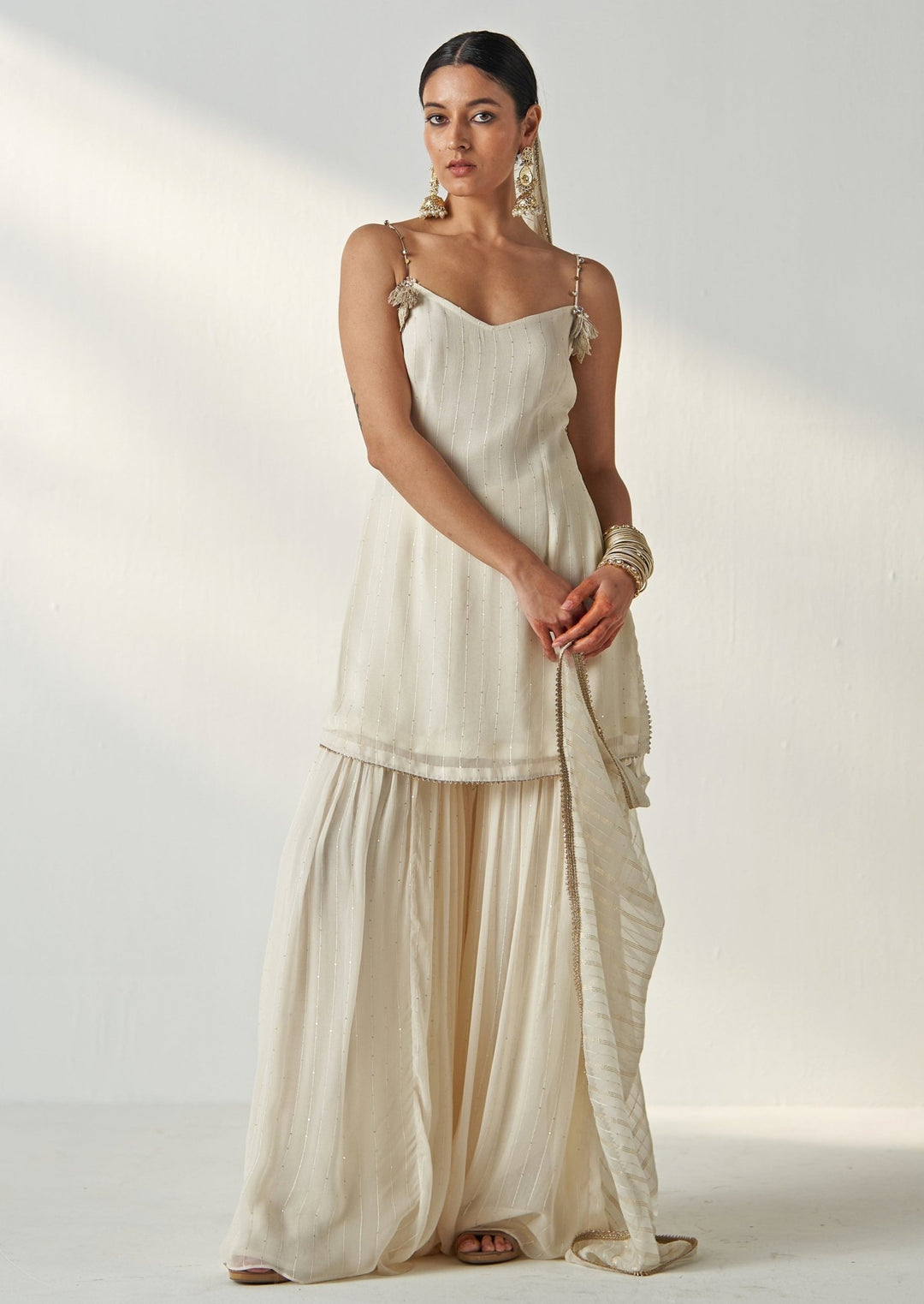 Ivory Embroidered Organza Kurta Pant Set Studio Bagechaa - Fabilicious Fashion
