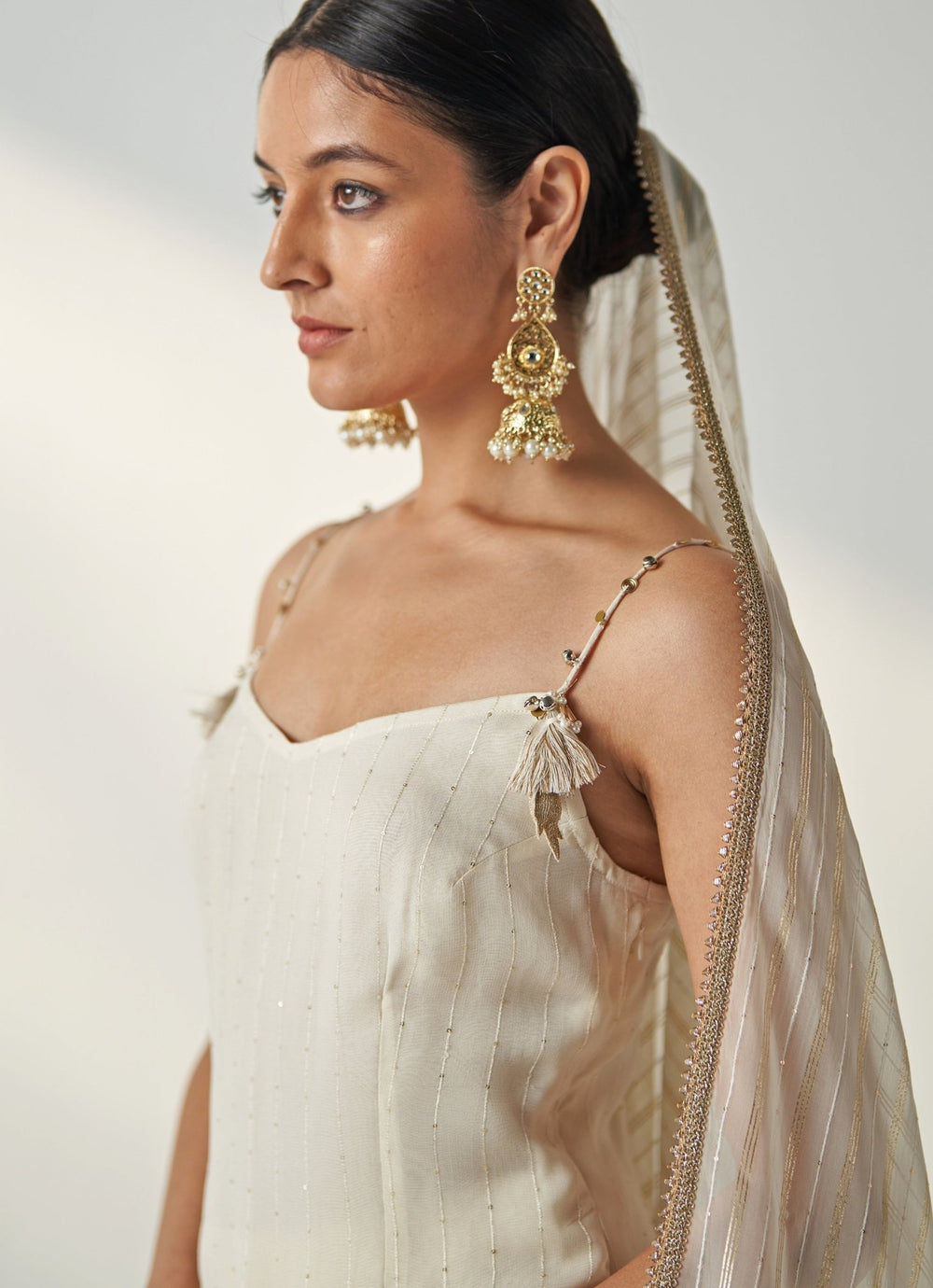 Ivory Embroidered Organza Kurta Pant Set Studio Bagechaa - Fabilicious Fashion