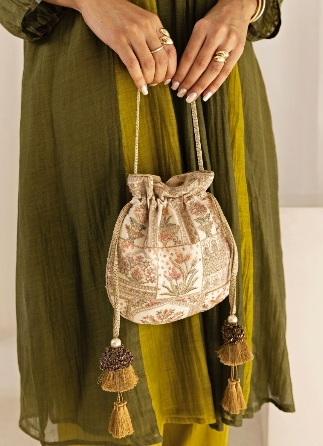 Ivory Embroidered Potli AMYRA - Fabilicious Fashion