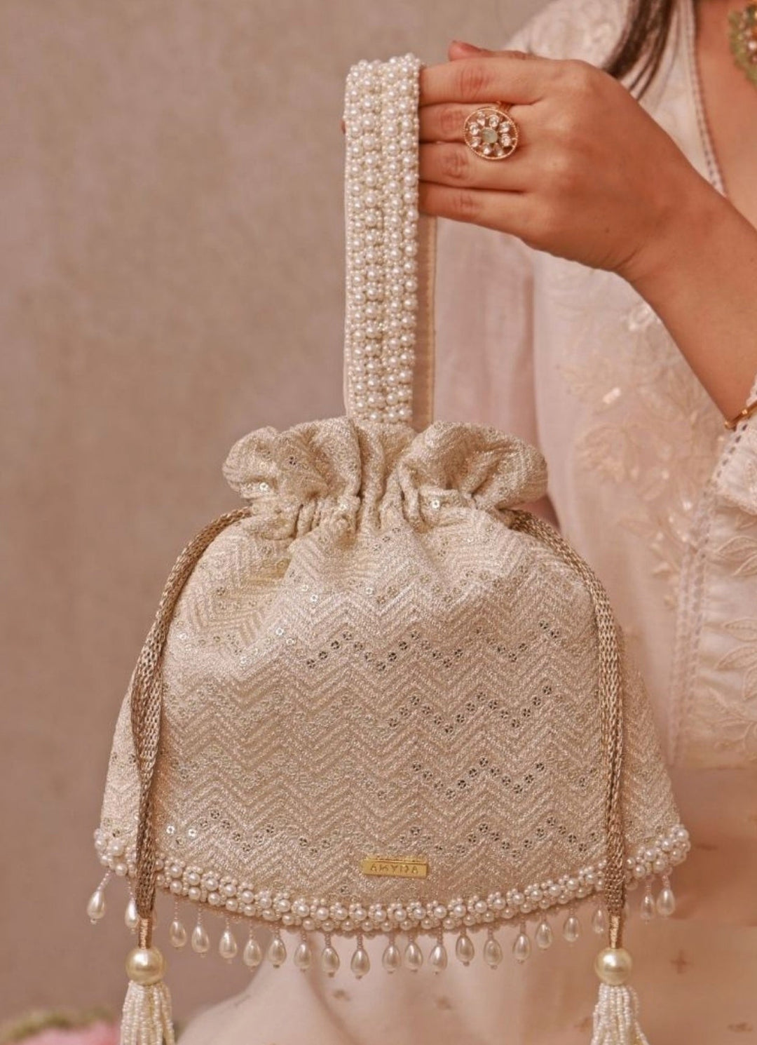 Ivory Embroidered Potli Amyra - Fabilicious Fashion