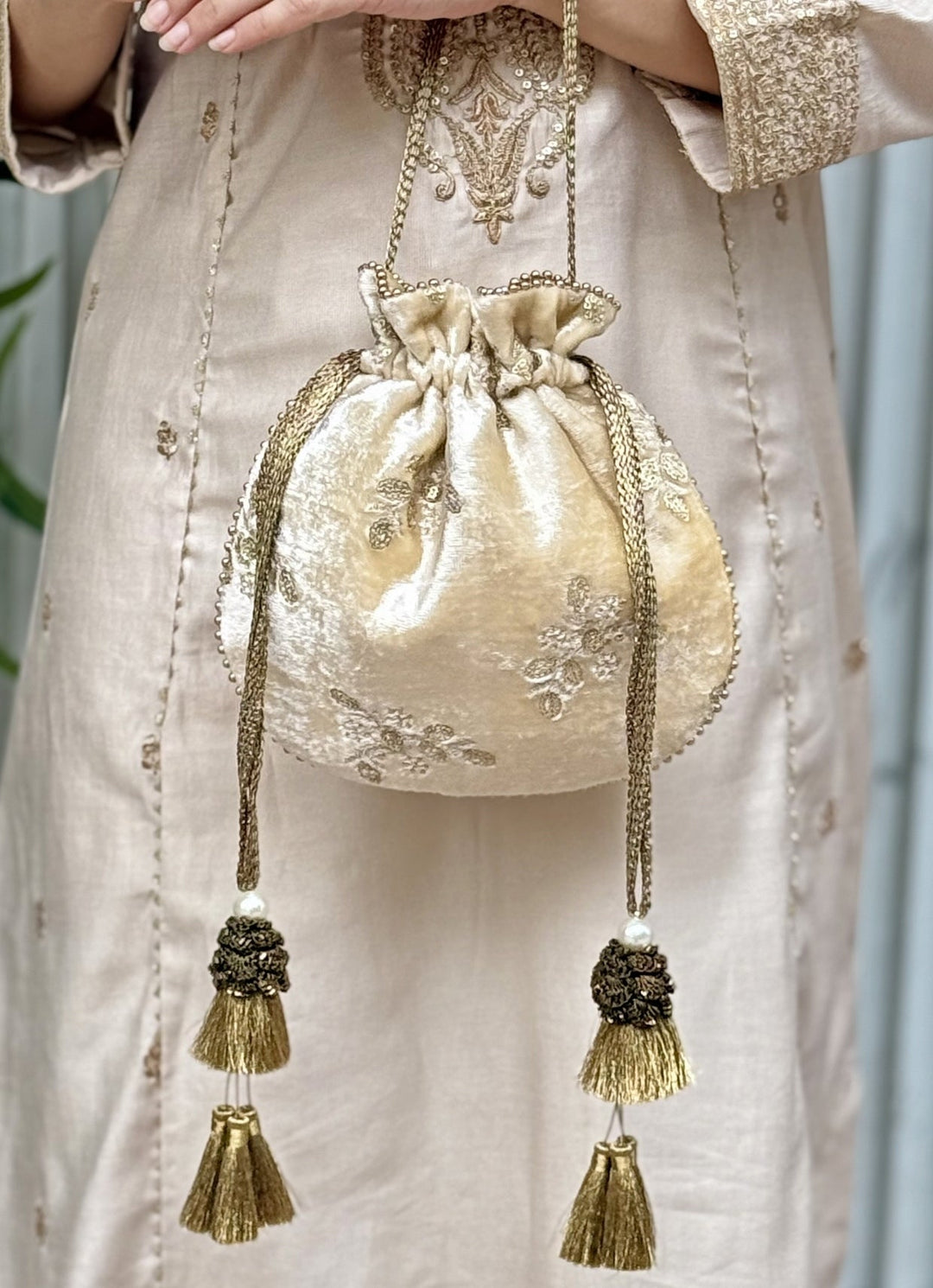 Amyra Ivory Embroidered Velvet PotliFabilicious Fashion
