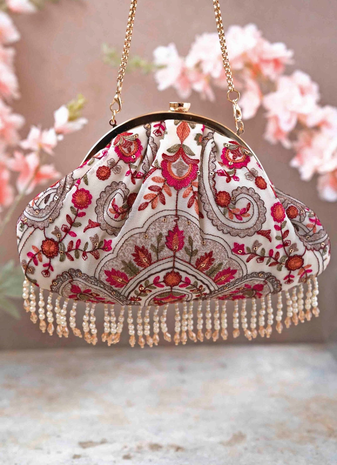 Ivory Embroidered Vintage Purse AMYRA - Fabilicious Fashion
