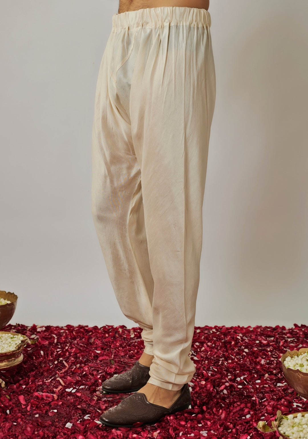 Ivory Geometric Embroidered Sherwani Set Renee Label - Men - Fabilicious Fashion