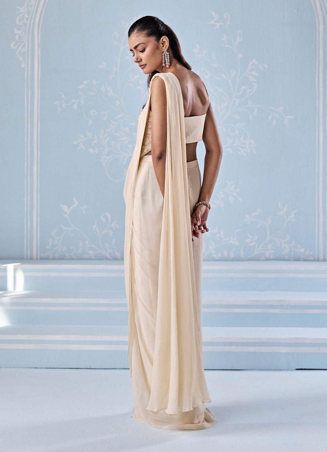 Ivory Georgette Pre - Draped Saree With Corset Seema Thukral - Fabilicious Fashion