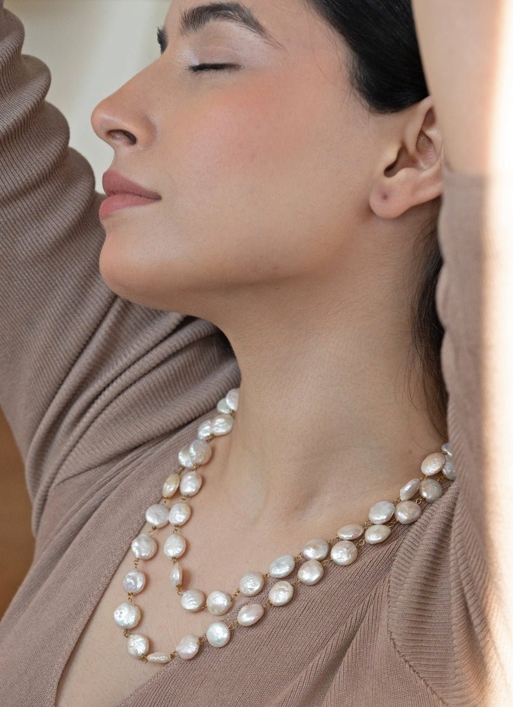 Do Taara Ivory Gold Pearl NecklaceFabilicious Fashion