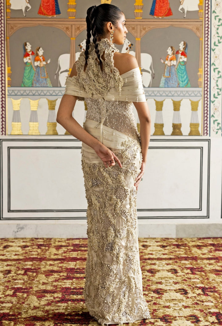 Moledro Ivory Halterneck Georgette Drape GownFabilicious Fashion